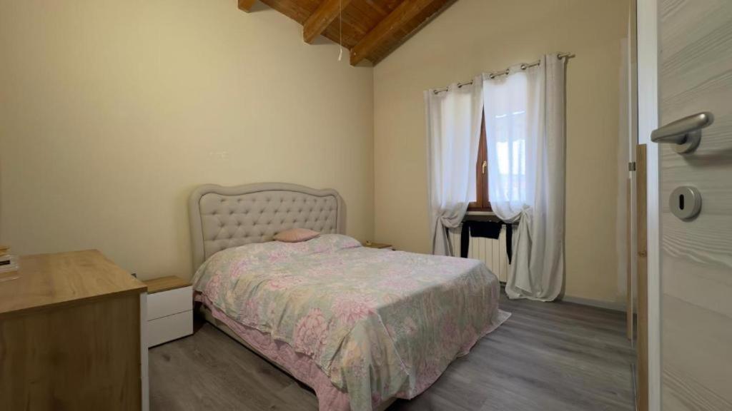 La Lanterna - Appartamenti In Residence Con Piscina 데센자노델가르다 외부 사진